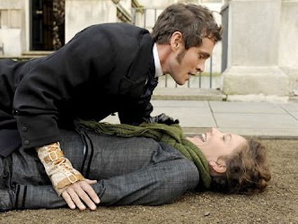 hysteria hugh dancy maggie gyllenhaal