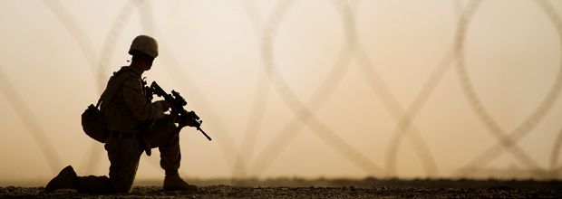 kneeling-wire-afghanistan-620x220.jpg