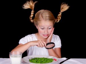 girl scared of food