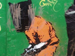 gitmo-graffiti-250x200.jpg gitmo-graffiti-250x200.jpg