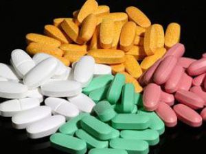 pills-2-300x200.jpg pills-2-300x200.jpg