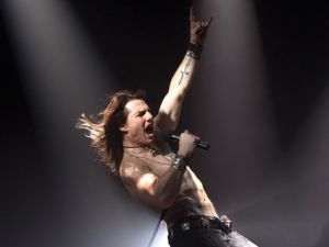 tom cruise stacee jaxx rock of ages