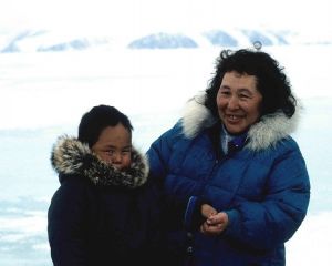 751px-Inuit_Grandma_1_1995_06_11.jpg