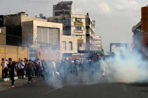 iran-tear-gas.jpg iran-tear-gas.jpg