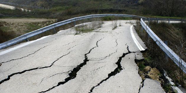 run down road